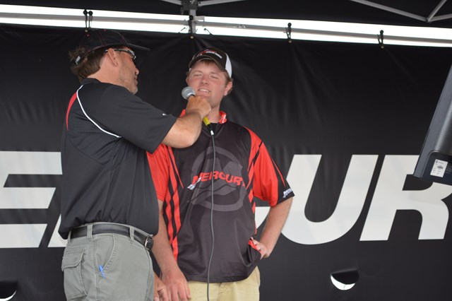 F6C07B4F-D992-47B4-B4ED-B84D3793E2D8