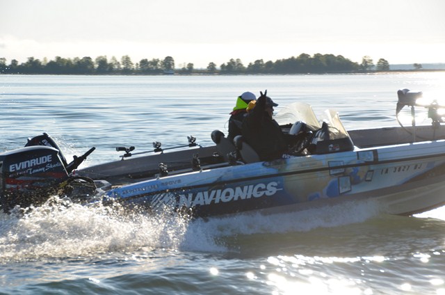 F6C0E8FE-1EC4-4FD2-8B40-1454E5F75288