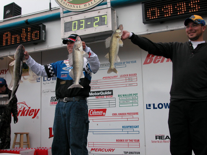 F6EE8224-9B02-448E-9C9C-280CAE051164