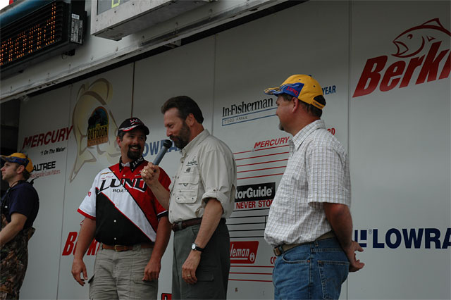 F70946E9-9C1A-47D6-93E5-85335DC0AE84