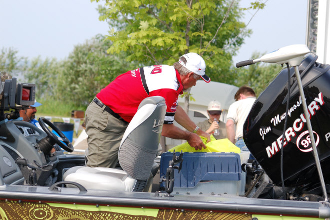 F731582A-580B-4F16-B196-E5695D7D51D6