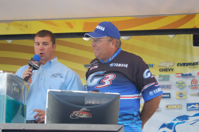 F7510D72-7628-4545-A7A0-895E192E1ABF