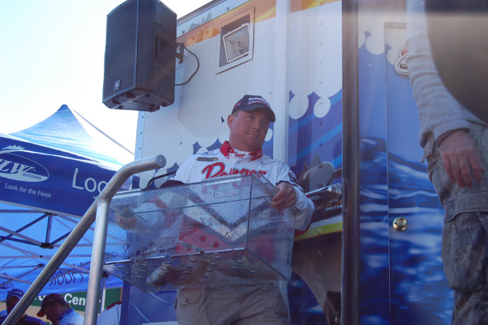 F770565E-CA25-4EE8-B303-B43DC34C1FF2