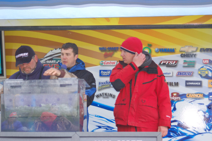 F79B19F0-6898-47B7-AC20-D93F3A95A39A