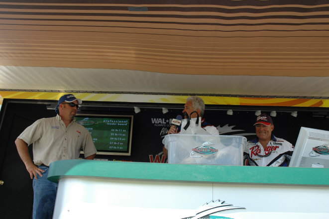 F7A68DFC-ACBB-4428-9789-B3EE022D9C02