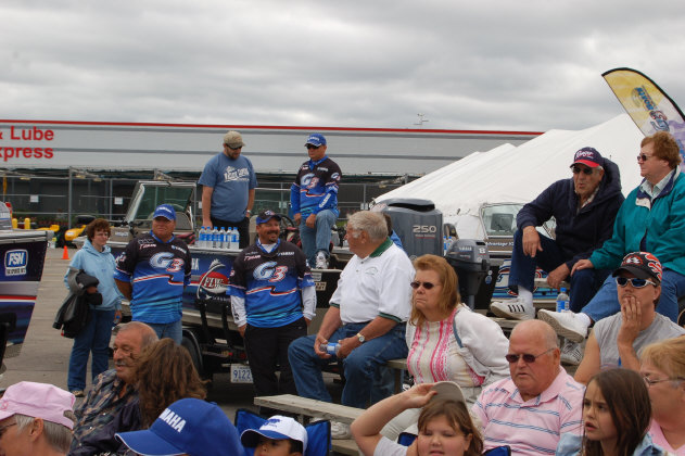 F8469ED0-13A5-4843-B0F4-DE92DF34BFF5