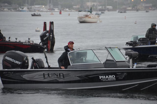 F8A654B8-6B80-4622-805E-9749B5AF475B