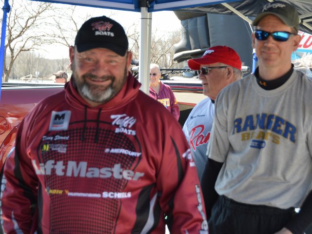 F8A74B16-BDE6-48D5-8D6D-6D6D98511AA9