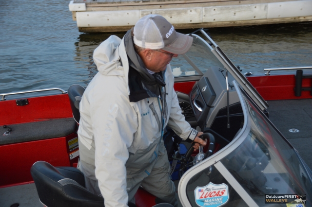 F8F55E61-A37F-4034-8414-8044A0231290