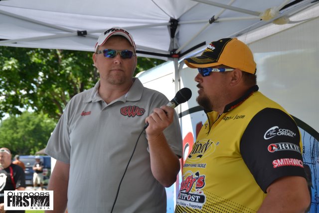 F924D261-512F-459D-83F1-C9917E791A38