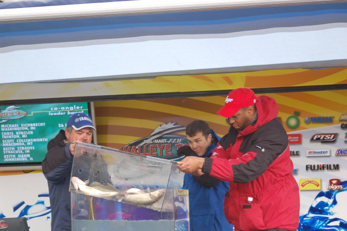 F9414DAD-45B2-4953-882B-6B4AFDB21015