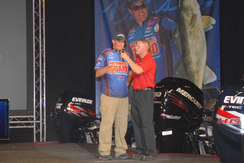 F99E4D22-A60A-4404-8DB9-60A680A16B4E