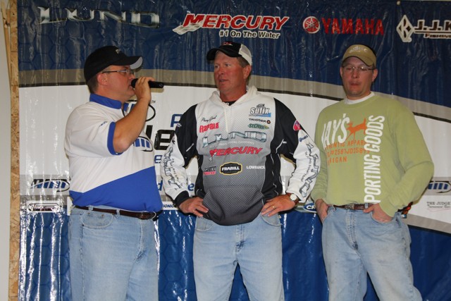 F9C76075-BC2E-4154-B21F-D67ECF684195