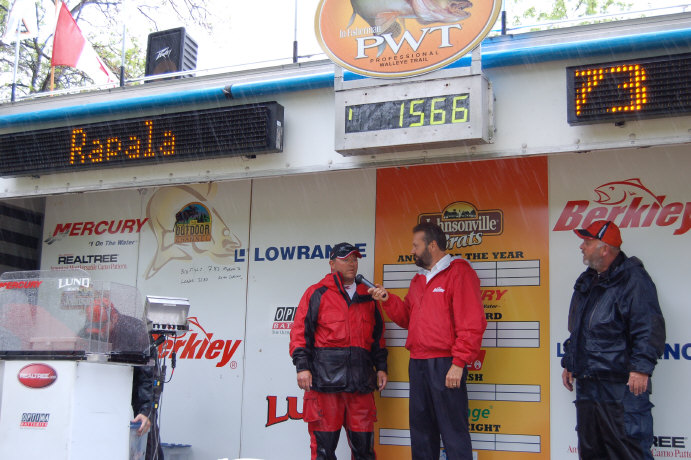 F9D0F662-BDAA-431D-9097-BCB46625E01E