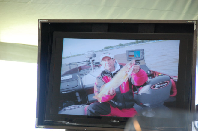 F9FED1CF-6890-43F1-9F83-8EF96FC1D03A