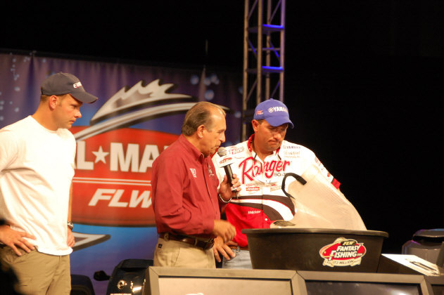 749ED891-FEB2-4E25-BC1E-5E9BCFA8ECC9