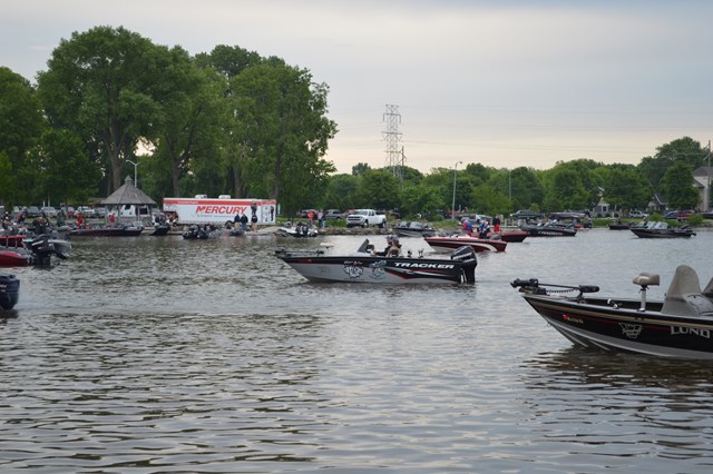 FA03CFF4-E197-45E6-AD76-824376EE2EAA