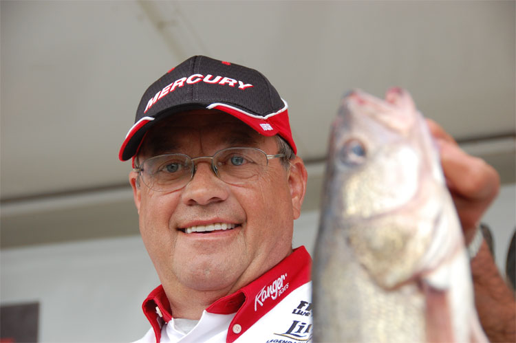 FA63E7E6-2F69-49BA-A7F8-AC913EBB7AAF