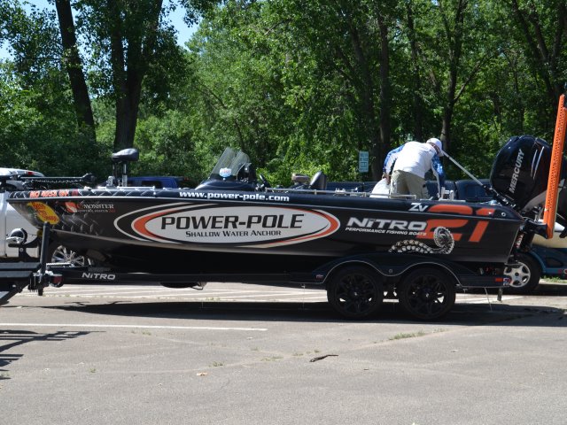 FA70D121-B973-41B3-B3DE-C56EB584B6E9