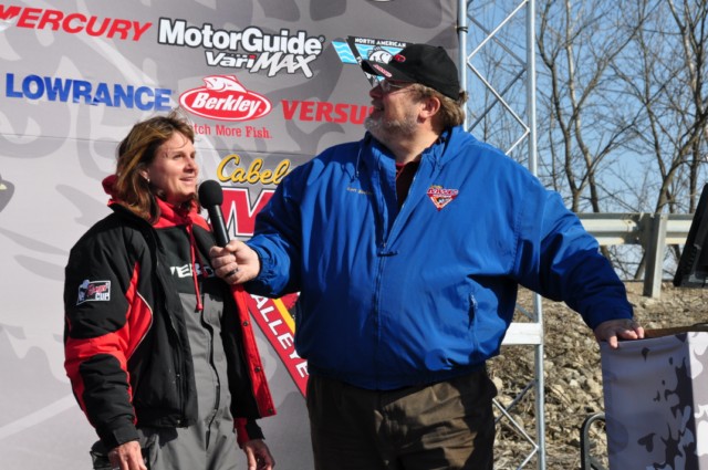 FA9998A8-3C16-4E76-8348-085C012EACF1