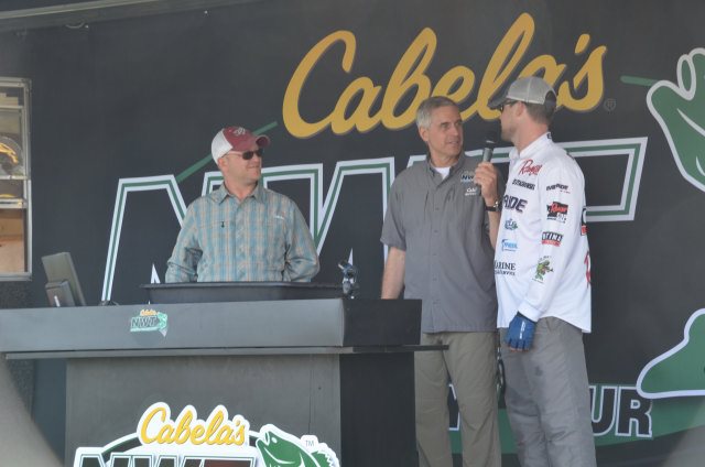 FACC6384-63EC-464F-A94F-B86874346244