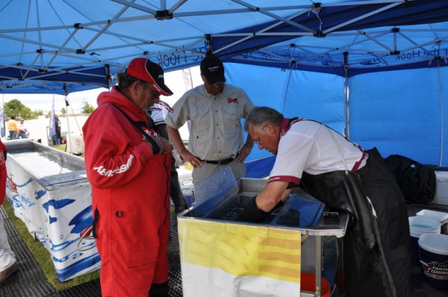 FB07B901-D791-44F8-B2B6-3656846B5621