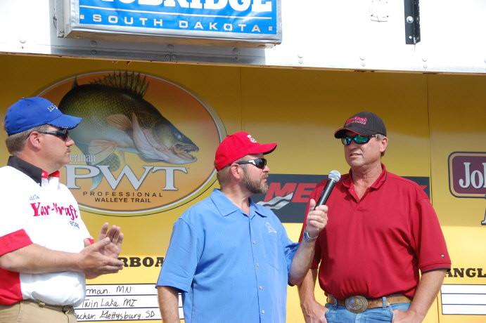 FB11937B-22E9-467E-B404-70A327CC8D55