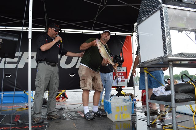 FB3053C6-78EC-4C08-8F2F-75366E2D16C4