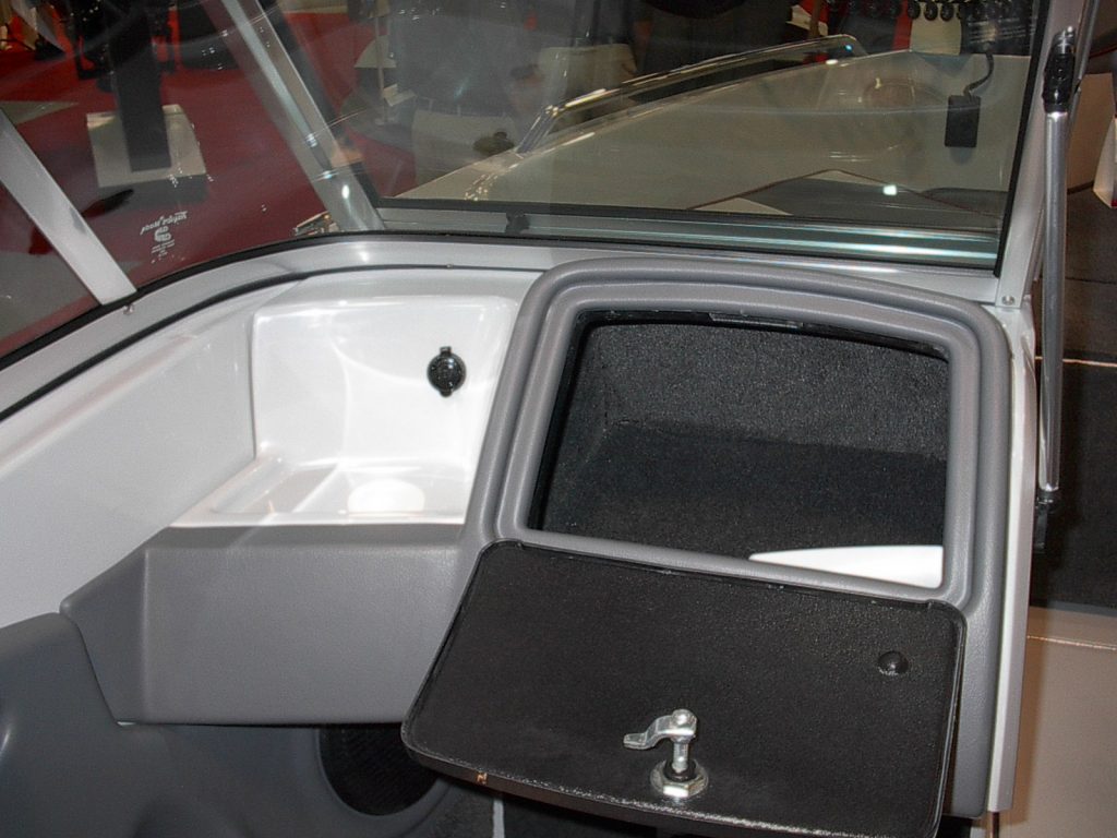 FB56A3E3-80F7-4D3B-874F-D9772F06FBB4