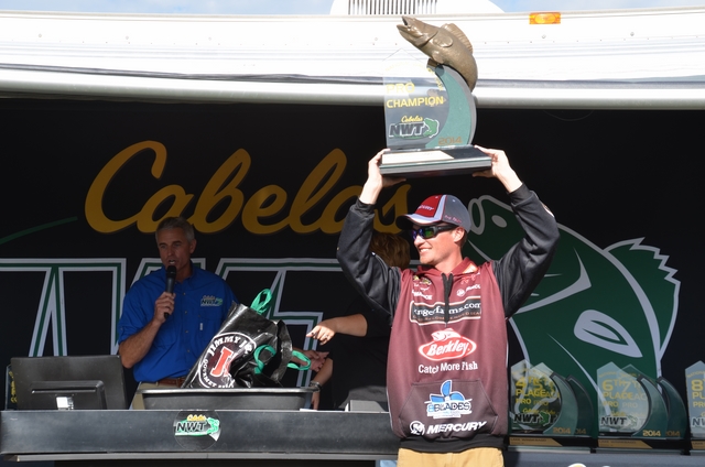 FB694217-DF81-4D95-8F1D-EAEED258F645