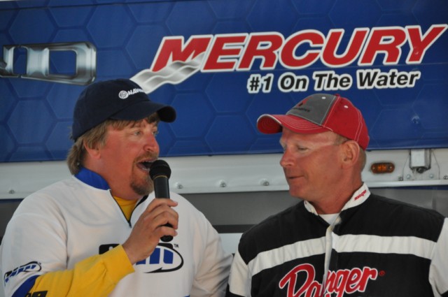 FB6ACEC3-9BBE-488E-B275-0F30688CF52A