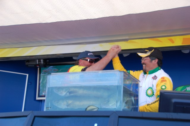 FB78D879-C93D-49EC-8945-66577D7C8418