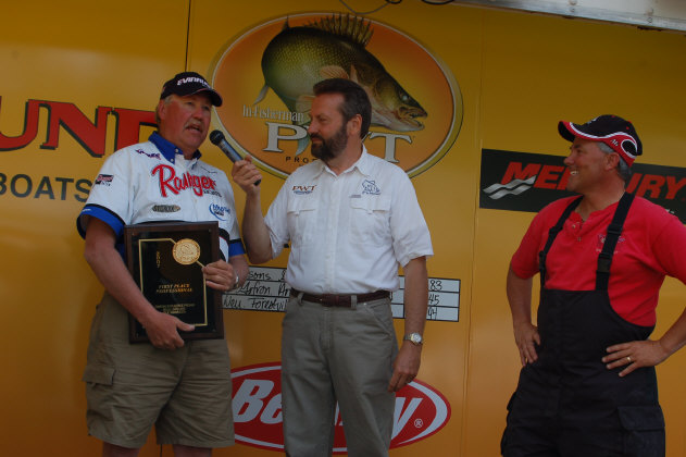 FB8569E5-0870-4594-9ABF-7B37FB7E80DF