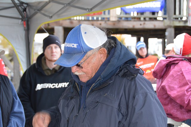 FBA1F23B-2657-409E-8ED4-40DBB3BCD78F