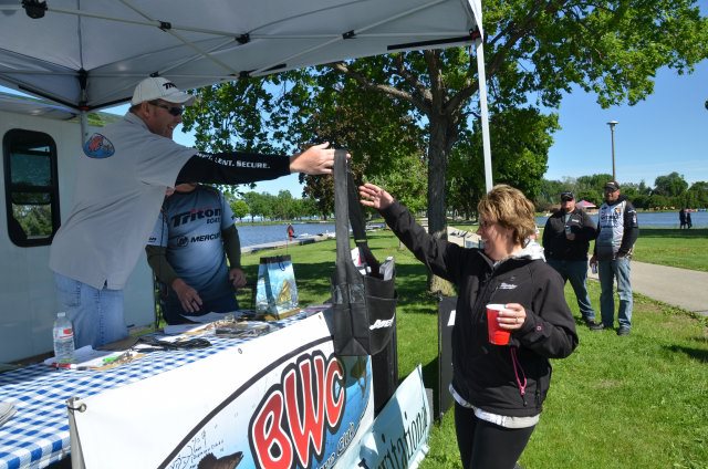 FBB34844-8391-45D0-BBFF-CFEA333FE2B3