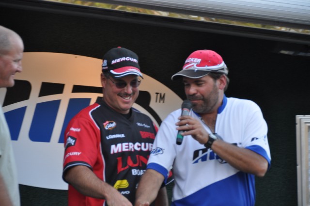 FBCD1353-2B28-4F77-8D58-5D366F85F27A