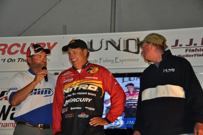 FBEE6F4B-12A0-41B0-867B-AFABF15F0EF3