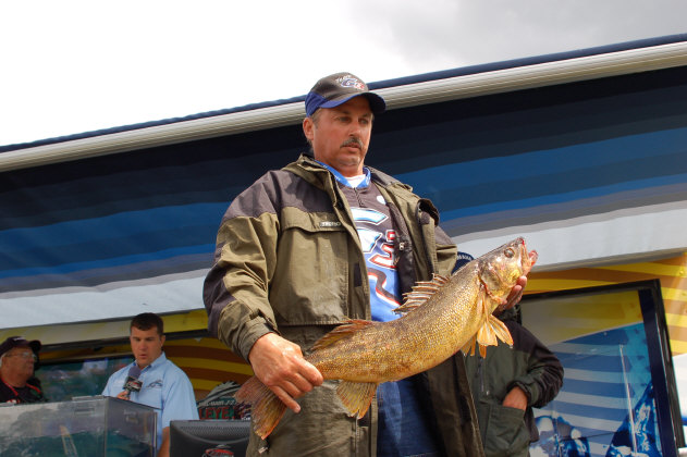 FBFA6B01-22C2-4CCC-9AC6-31BD6F2E86C2