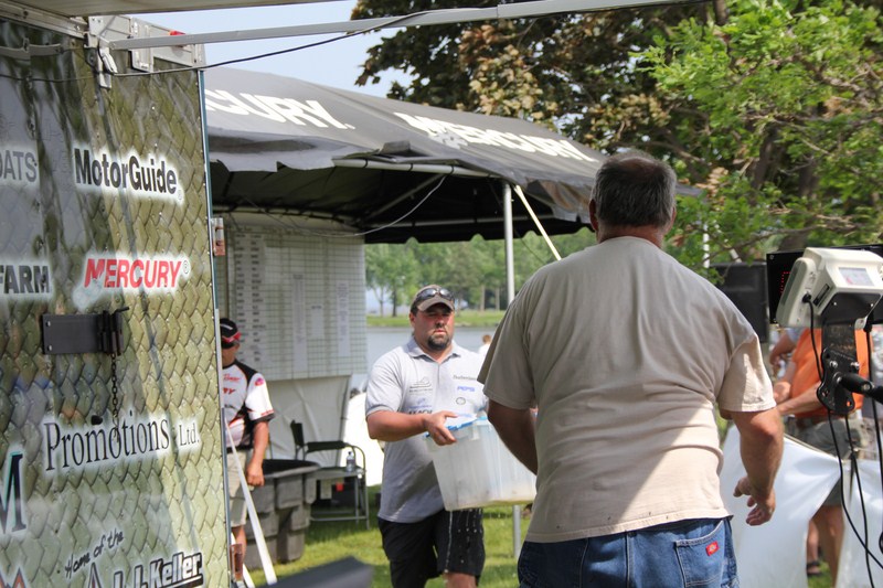 FC5437EB-11E6-466F-9DEB-F867DC5D5EB2