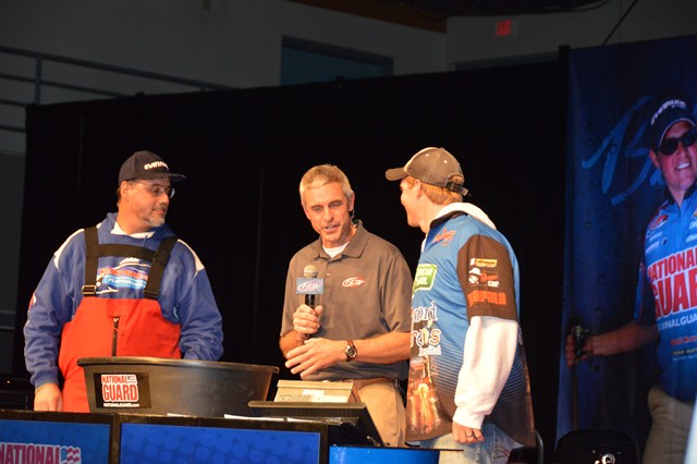 FC63690B-BBE4-4D36-9C23-C8B353EF1A8F