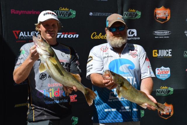 FCA65DF6-1EC3-487E-85D2-C33BE869B2CE