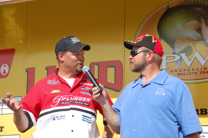 FCBCCC21-933F-4800-8AA9-135F9DCD53A9