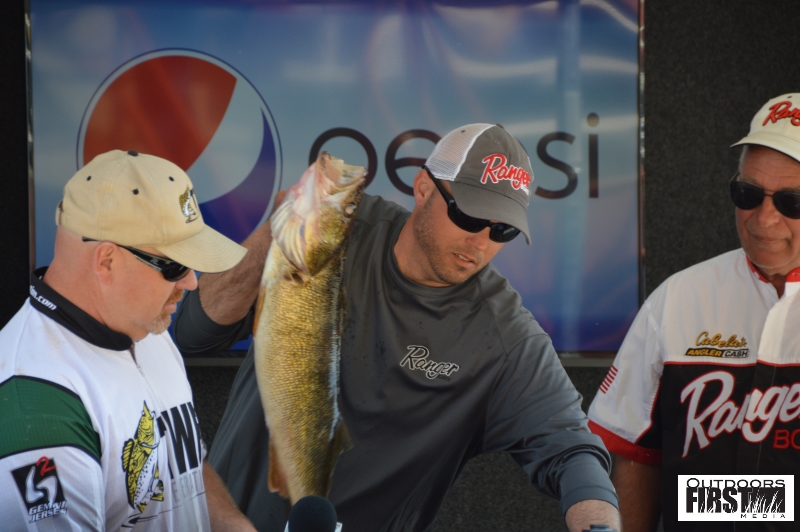 FCC636A6-FC83-4444-8655-41E7E2AD3474