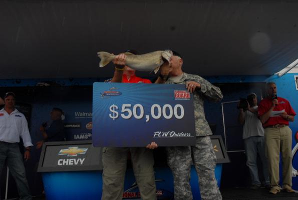 FCEA55DA-65A9-4C78-ADA1-8F533B544644