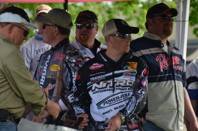 FCED2426-9EAA-4419-AEE1-0A8BC26F7B6F