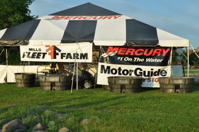 FCEF24D8-9396-4D54-AEE2-93C193B21747