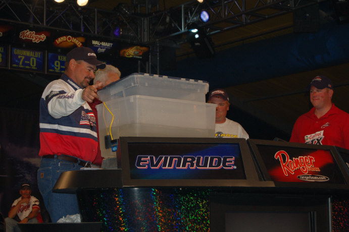 FD016810-F96E-46AE-A7E4-06C9DDADC2C0