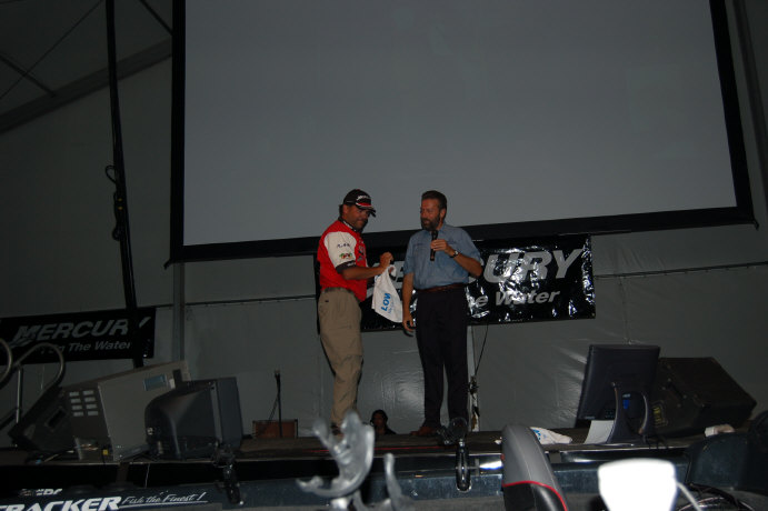 FD1E1D0E-3727-4549-9F72-C7D8D6114567