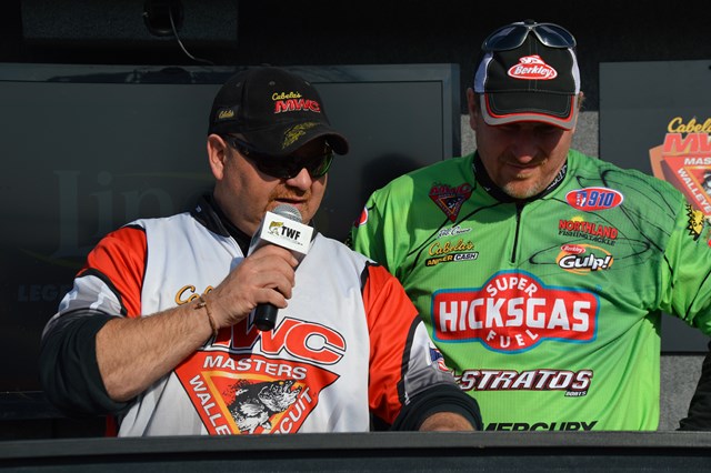 FD2282FA-9D8B-483F-B447-49FD94198C95