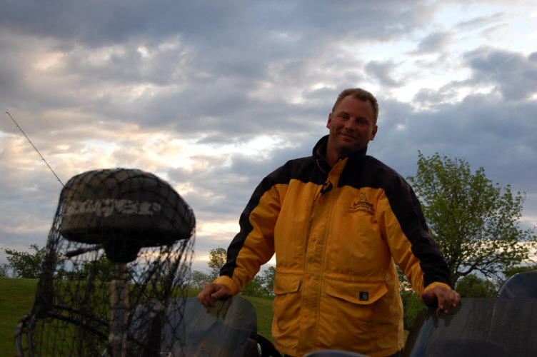 FD272B32-7145-47B3-8AD2-70F9E5E934F6